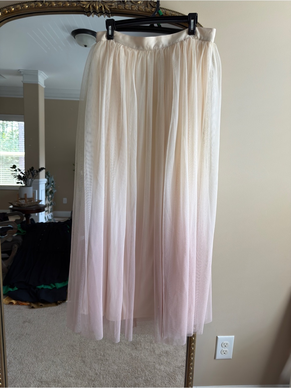 Women’s Cream & Blush Ombré Tulle Maxi Skirt
